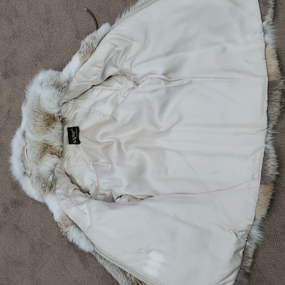 Natural Coyote Fur Hooded Parka - Picture 6 of 6